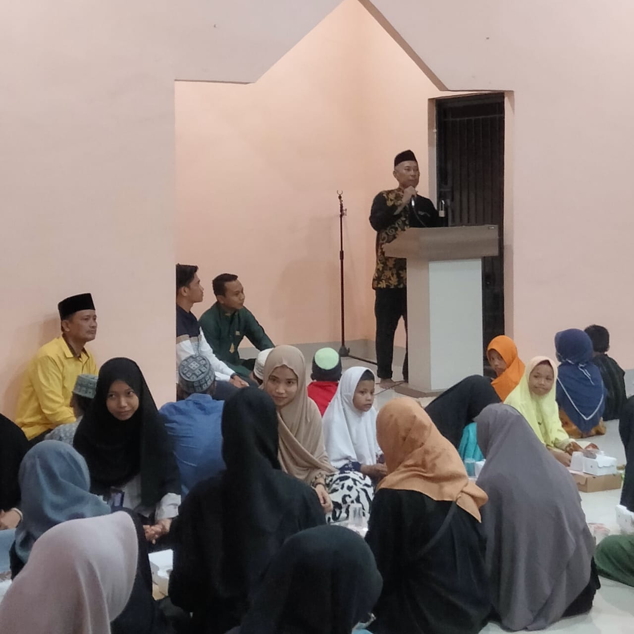 FKIK Adakan Buka Puasa Bersama Seluruh Civitas Akademika dan Anak Yatim