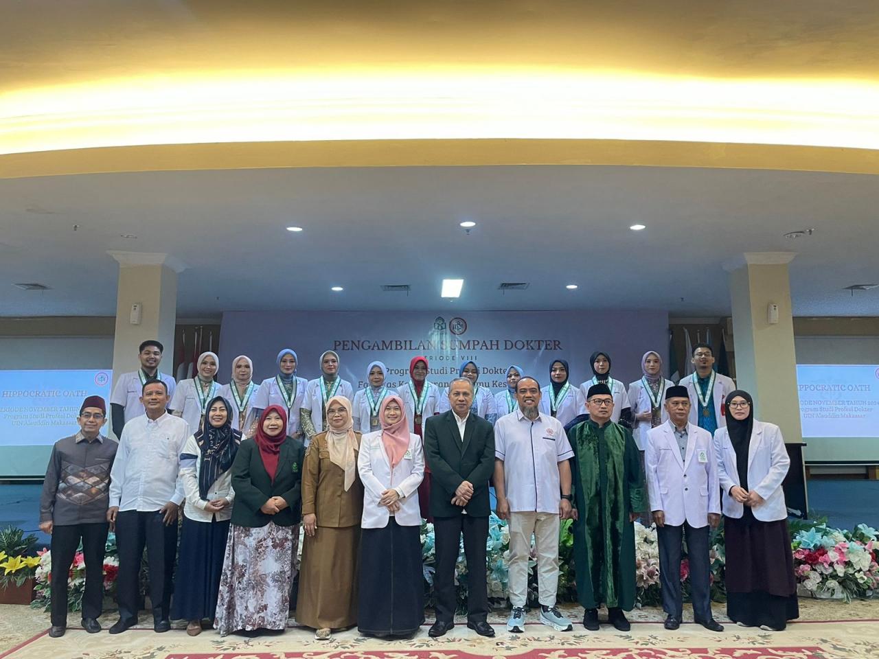 FKIK Gelar Pengambilan Sumpah 13 Dokter Baru 