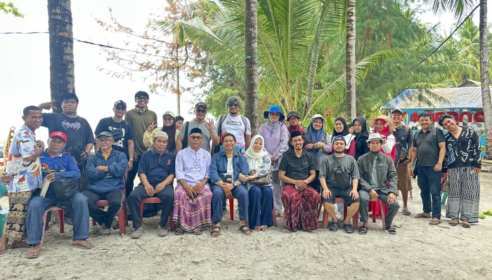 Laut yang Menghidupi, Laut yang Memisahkan: Sebuah Catatan tentang Kapoposang