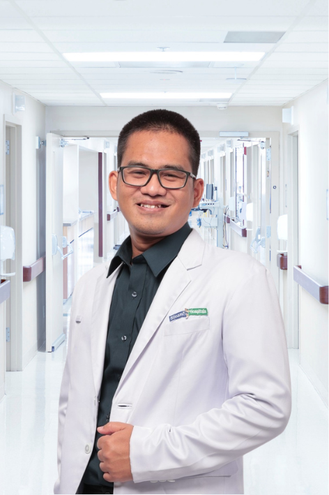 dr. Rahadi Arie Hartoko, Sp.KFR