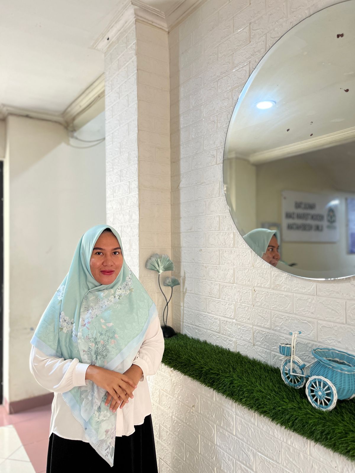   Leli Wahyuni, S.ST.,M.Keb   