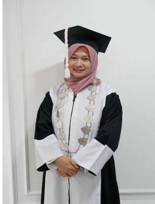 Dr. dr. Dewi Setiawati,Sp. OG,M. Kes