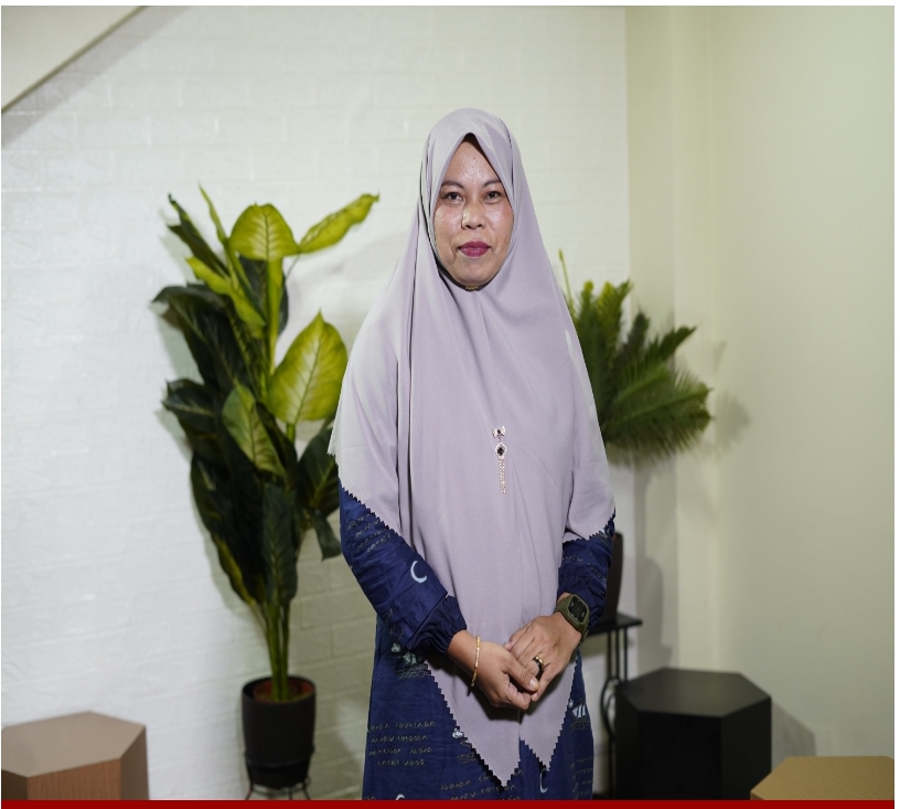 Dr. Hj. Sitti Saleha, S.Si.T., SKM., M.Keb