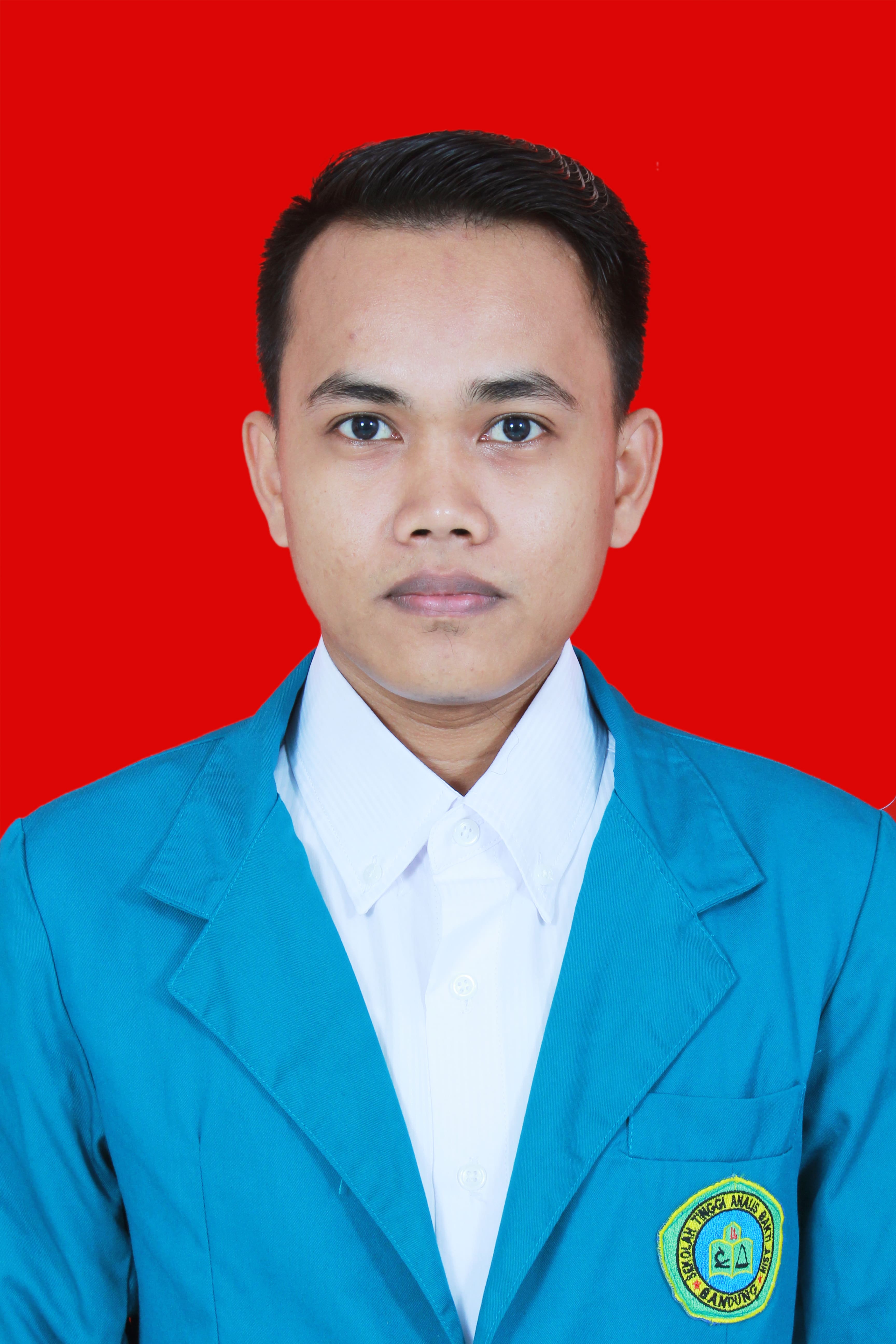 Muh. Yusran, AK, S.Si, 